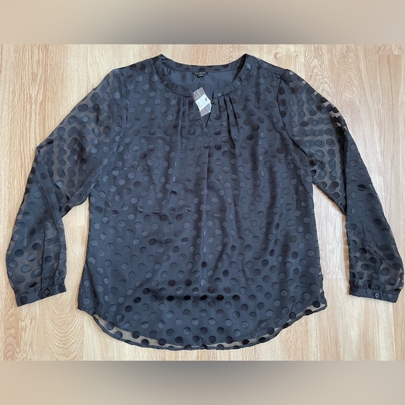 New NWT Talbots black polka dot long sleeve blouse split neck retails $90 - Picture 6 of 8